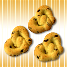 Pretzel with turmeric